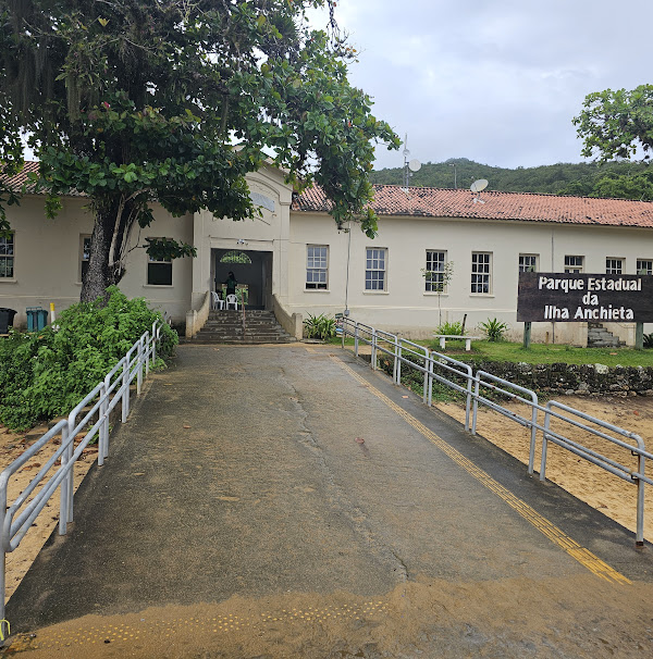 Ruínas do Presídio da Ilha Anchieta
